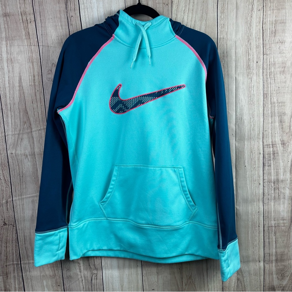 Nike Therma-Fit Hoodie